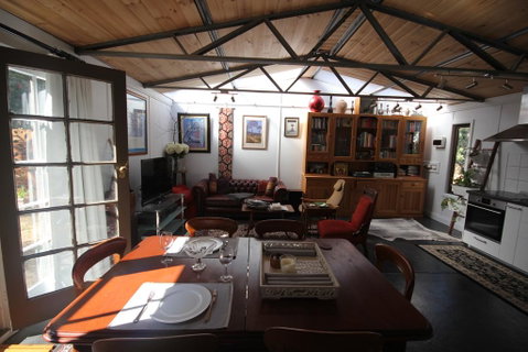 Lily's Farm Studio - Accommodation Main Beach 3