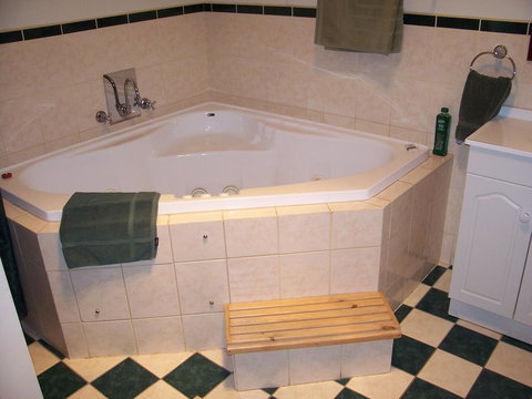 Limestone View Naracoorte - Accommodation Main Beach 3