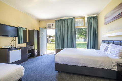 Links Hotel - Accommodation Main Beach 3