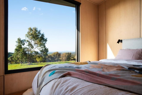 Lumella - Accommodation Main Beach 0