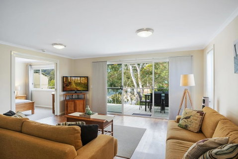 Luxury Boardwalk Apartment - Unit 7 - Accommodation Main Beach 0