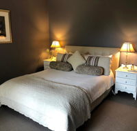 Luxury room 15mins from Wagga's CBD - Accommodation Main Beach