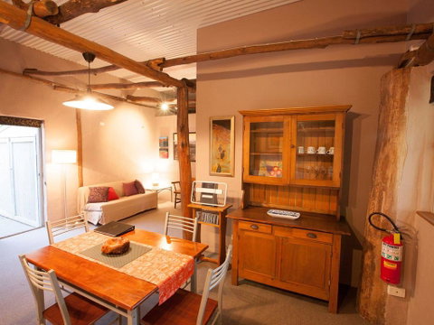 Lyrebird Studio Hideaway In The Watagans - Be At One With Nature - Accommodation Main Beach 2