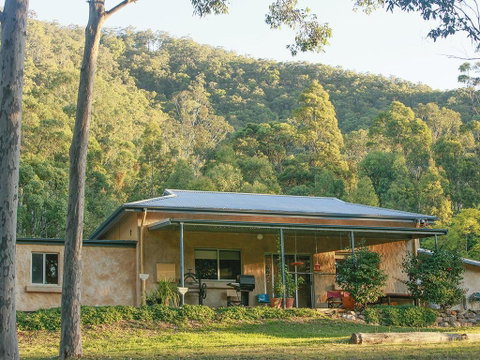 Lyrebird Studio Hideaway In The Watagans - Be At One With Nature - Accommodation Main Beach 0