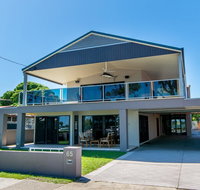 Magical holiday home - Welsby Pde Bongaree - Accommodation Main Beach