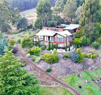 MAGICAL MOUNTAIN RETREAT - 20 mins to CBD and only 10 to MONA - Accommodation Main Beach