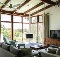 Maldon Views - Accommodation Main Beach