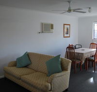 Maple Tree Cottage - Accommodation Main Beach