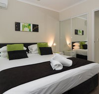 Marlin Cove Holiday Resort - Accommodation Main Beach