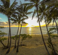 Marlin Waters Beachfront Apartments - Accommodation Main Beach