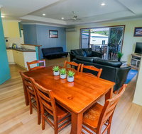 McLeods - Accommodation Main Beach