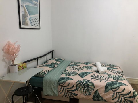 Melbourne Short Stay - Caulfield Station, Monash Uni - Accommodation Main Beach 0