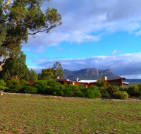Meringa Springs - Accommodation Main Beach