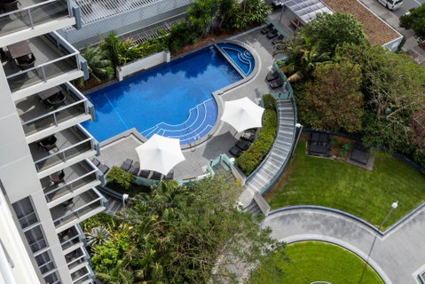 Meriton Suites Broadbeach - Accommodation Main Beach 0