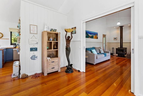 MERMAIDS ON MARENGO - Large Home With Wifi - Accommodation Main Beach 3