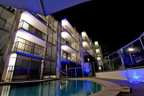 Merrima Court Holidays - Accommodation Main Beach 0