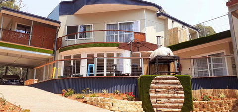 Merry Mary - Accommodation Main Beach 3