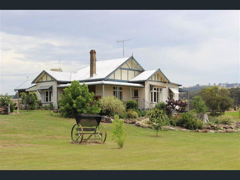 Merton Manor - Accommodation Main Beach 0