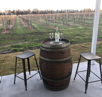 Milawa Vineyard Views - Guesthouse 1 - Accommodation Main Beach