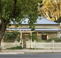 Miriams Cottage - Accommodation Main Beach
