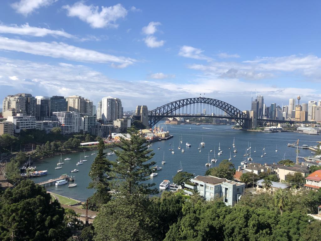 Lavender Bay NSW Accommodation Main Beach