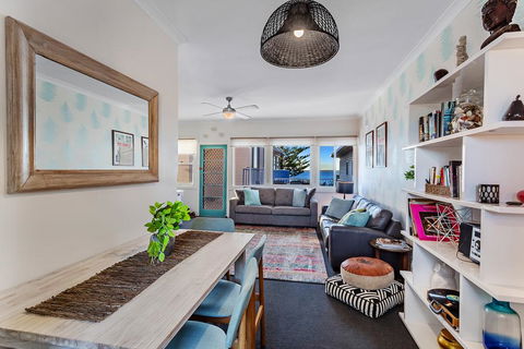 Moana Blue, Unit 3/87 Shoal Bay Road - Accommodation Main Beach 3