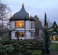 Montacute Pavilion  Gardens - Accommodation Main Beach