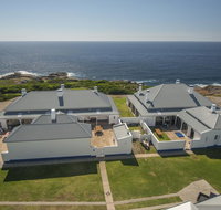 Montague Island Lighthouse - Accommodation Main Beach