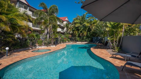 Montana Palms Resort - Accommodation Main Beach 0