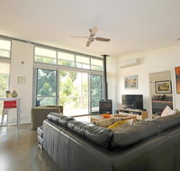 Moriarty Studio - chic couples retreat - Accommodation Main Beach