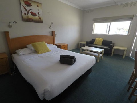 Motel Wellington Wodonga - Accommodation Main Beach 1