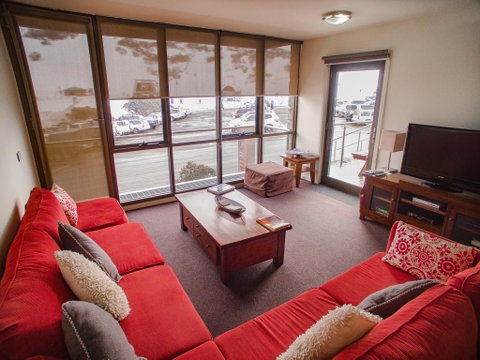 Mountain View Chalet At Heidi's - Accommodation Main Beach 0