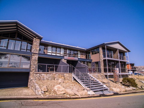 Mountain View Chalet At Heidi's - Accommodation Main Beach 2