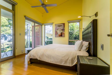 Mt Hay Retreat - Accommodation Main Beach 3