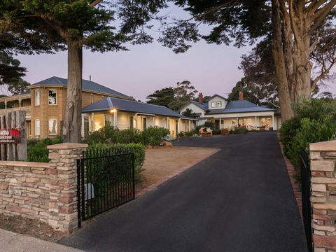 Mt Martha Villas - Accommodation Main Beach 0