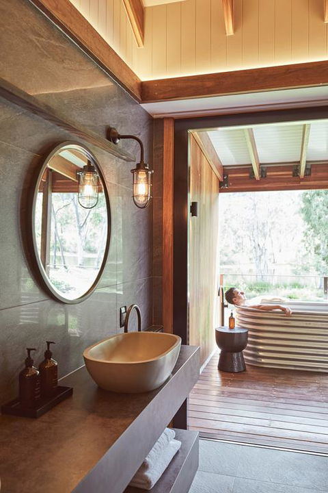 Mt Mulligan Lodge - Accommodation Main Beach 3