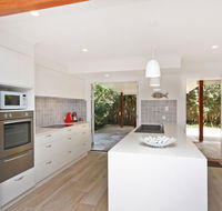 Mudjimba Sands Mudjimba Pet Friendly BOND 500 LINEN INCLUDED WIFI - Accommodation Main Beach