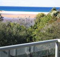 Nakarra - Accommodation Main Beach