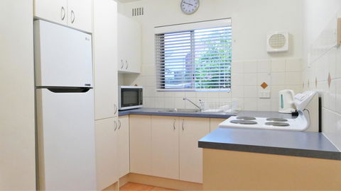 Dowler Apartments Subiaco - Accommodation Main Beach 9