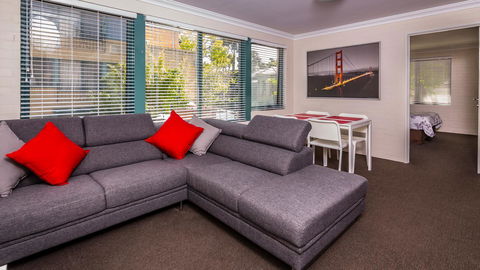 Dowler Apartments Subiaco - Accommodation Main Beach 14