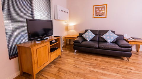 Dowler Apartments Subiaco - Accommodation Main Beach 3