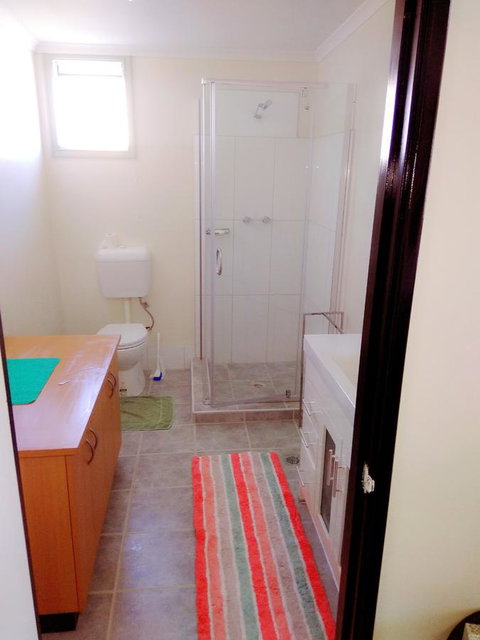 Forrest St Apartments - Accommodation Main Beach 11