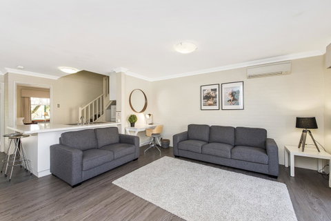 Subiaco Village 30 - Accommodation Main Beach 0