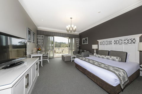 Grand Mercure Basildene Manor - Accommodation Main Beach 16