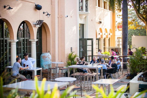 Captain Stirling Hotel - Accommodation Main Beach 42