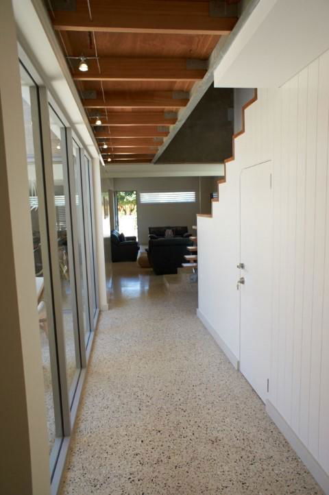 The Urban Beach House - Accommodation Main Beach 15