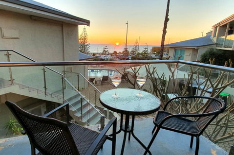 Scarborough Beach Front Resort - Shell Ten - Accommodation Main Beach 7