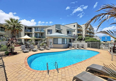 Scarborough Beach Front Resort - Shell Ten - Accommodation Main Beach 13