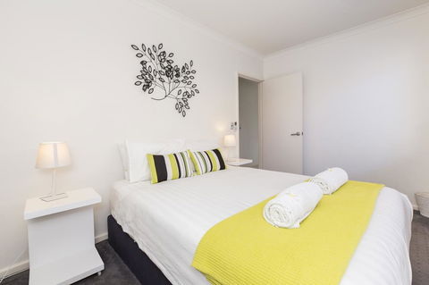 Cottesloe Beach House II - Accommodation Main Beach 11