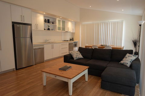 Cape Villas Dunsborough Unit 2 - Accommodation Main Beach 0